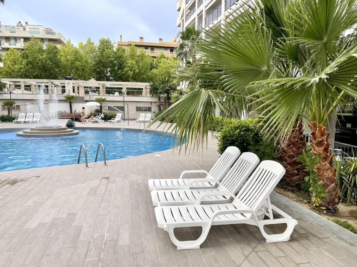 Apartbeach Michelangelo De Luxe Climatizado Y Junto Playa 08 سالو المظهر الخارجي الصورة