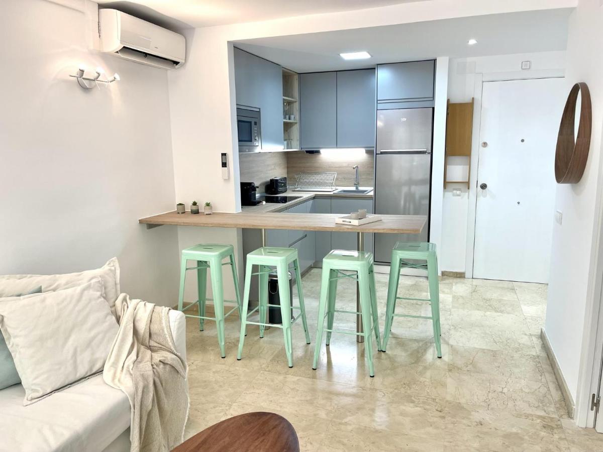 Apartbeach Michelangelo De Luxe Climatizado Y Junto Playa 08 سالو المظهر الخارجي الصورة