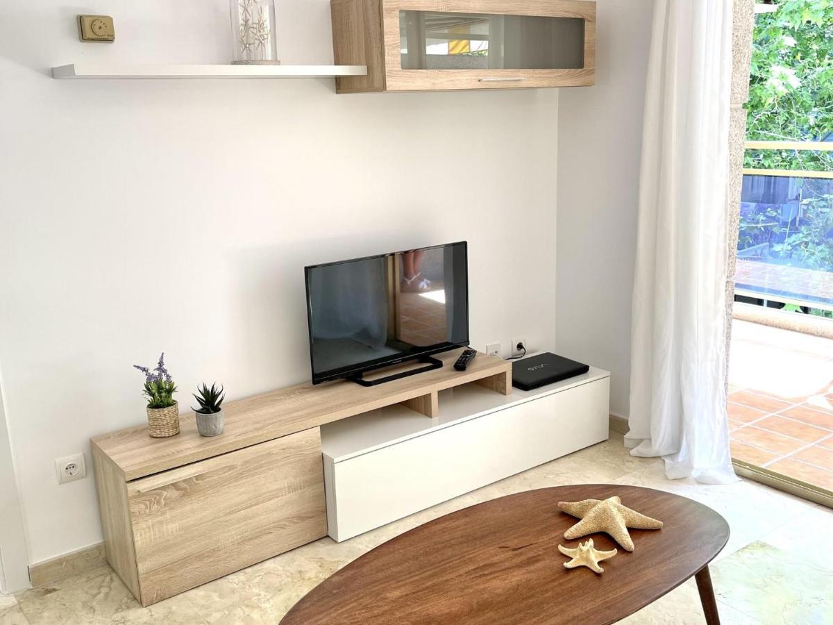 Apartbeach Michelangelo De Luxe Climatizado Y Junto Playa 08 سالو المظهر الخارجي الصورة