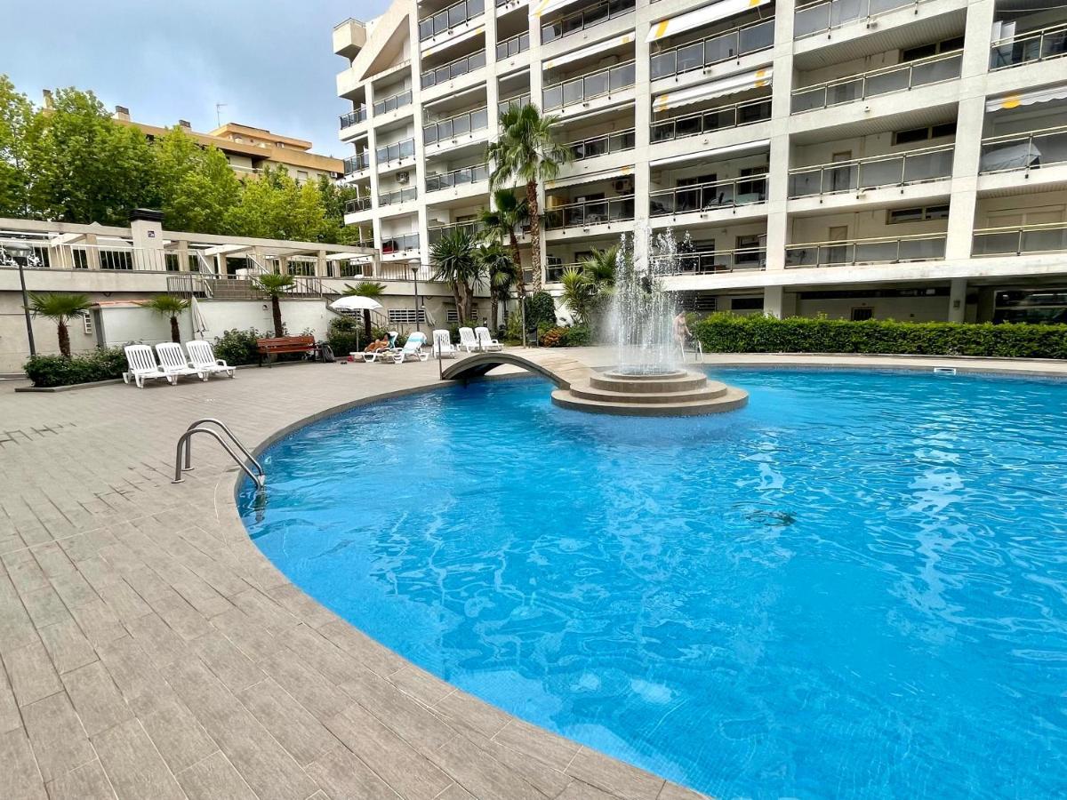 Apartbeach Michelangelo De Luxe Climatizado Y Junto Playa 08 سالو المظهر الخارجي الصورة
