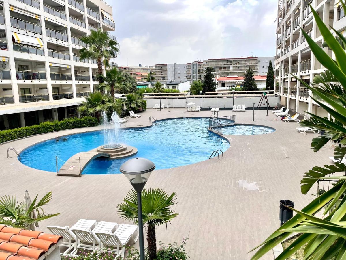 Apartbeach Michelangelo De Luxe Climatizado Y Junto Playa 08 سالو المظهر الخارجي الصورة