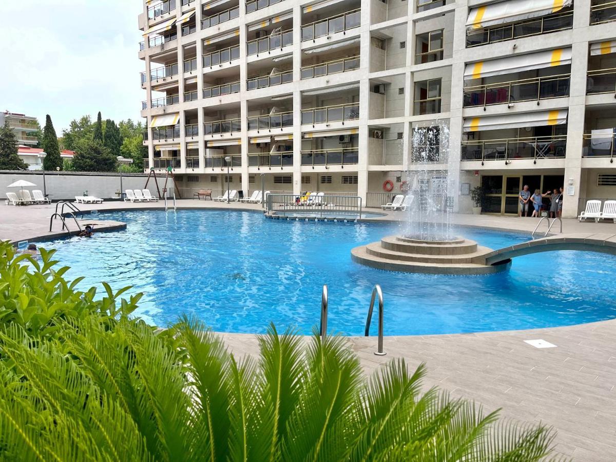 Apartbeach Michelangelo De Luxe Climatizado Y Junto Playa 08 سالو المظهر الخارجي الصورة
