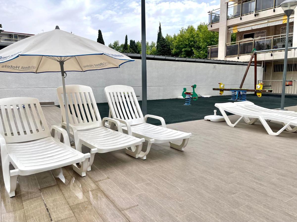 Apartbeach Michelangelo De Luxe Climatizado Y Junto Playa 08 سالو المظهر الخارجي الصورة