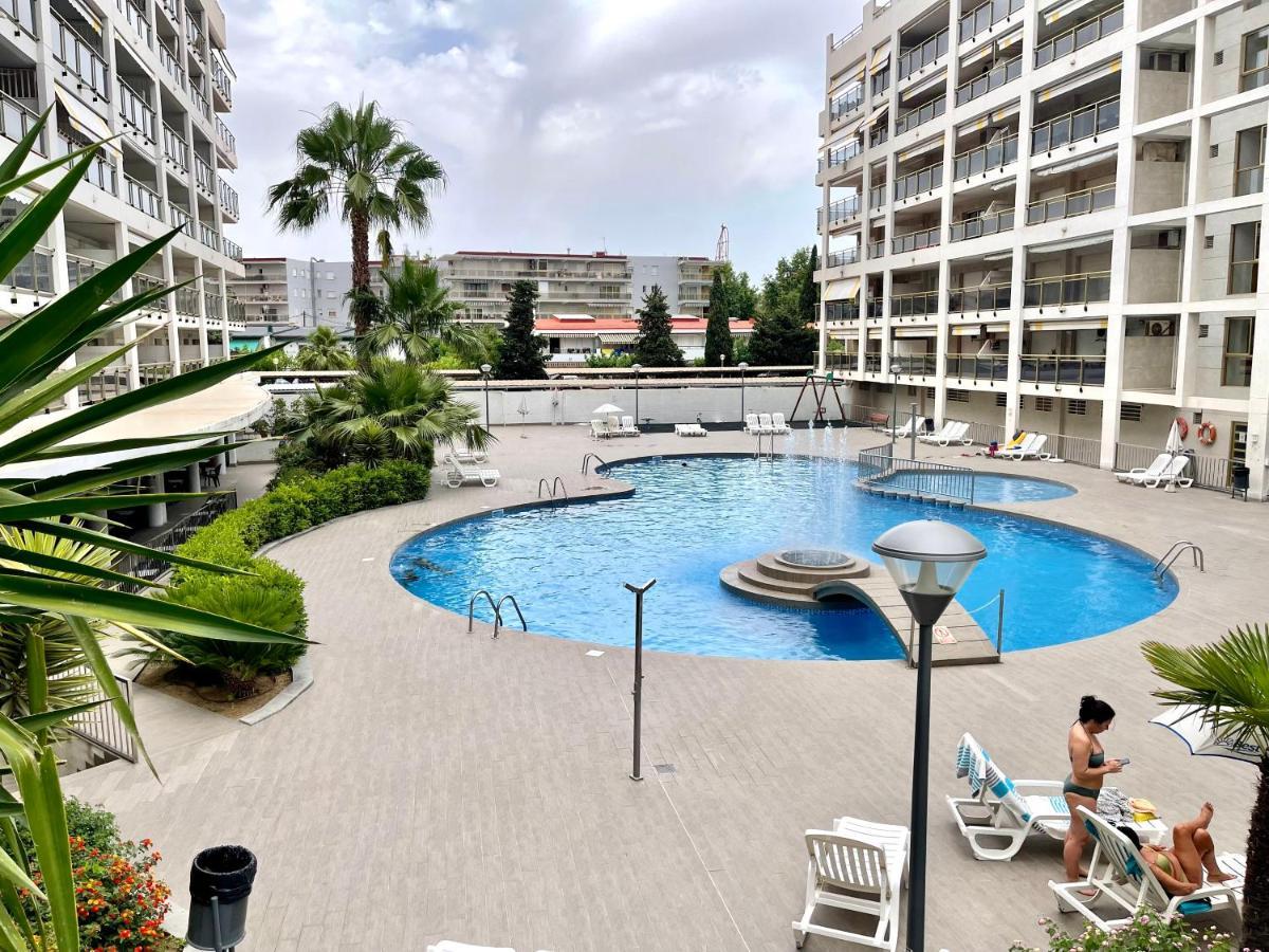 Apartbeach Michelangelo De Luxe Climatizado Y Junto Playa 08 سالو المظهر الخارجي الصورة